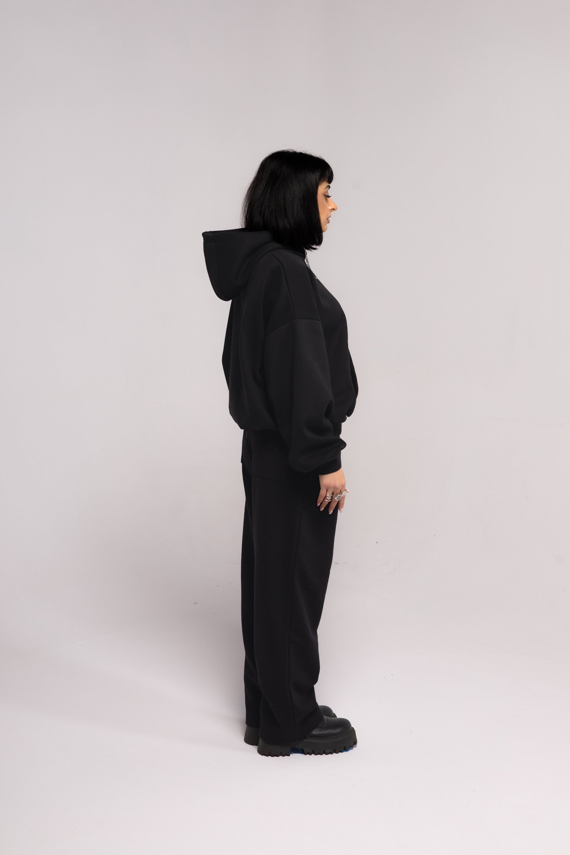 Noir Basic Baggy Sweatpants
